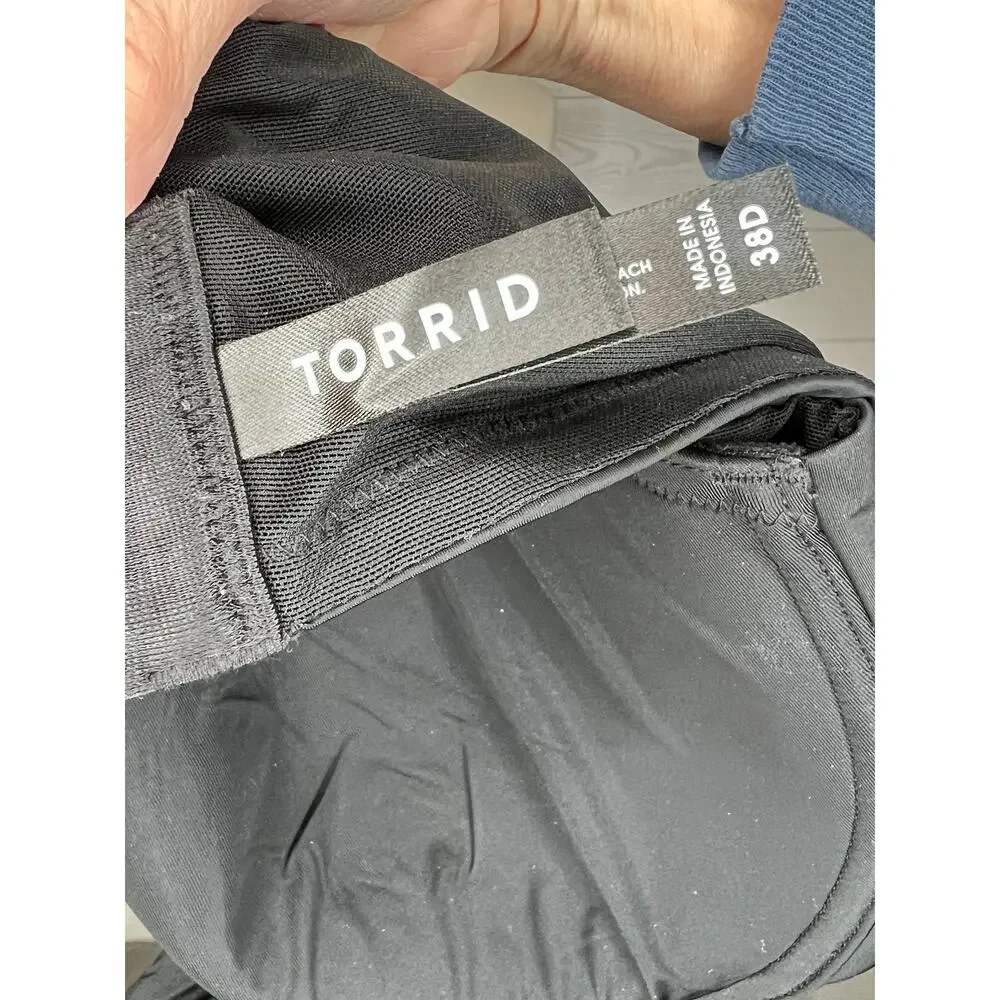 Torrid black Smooth 360 bra Size 38D NWT